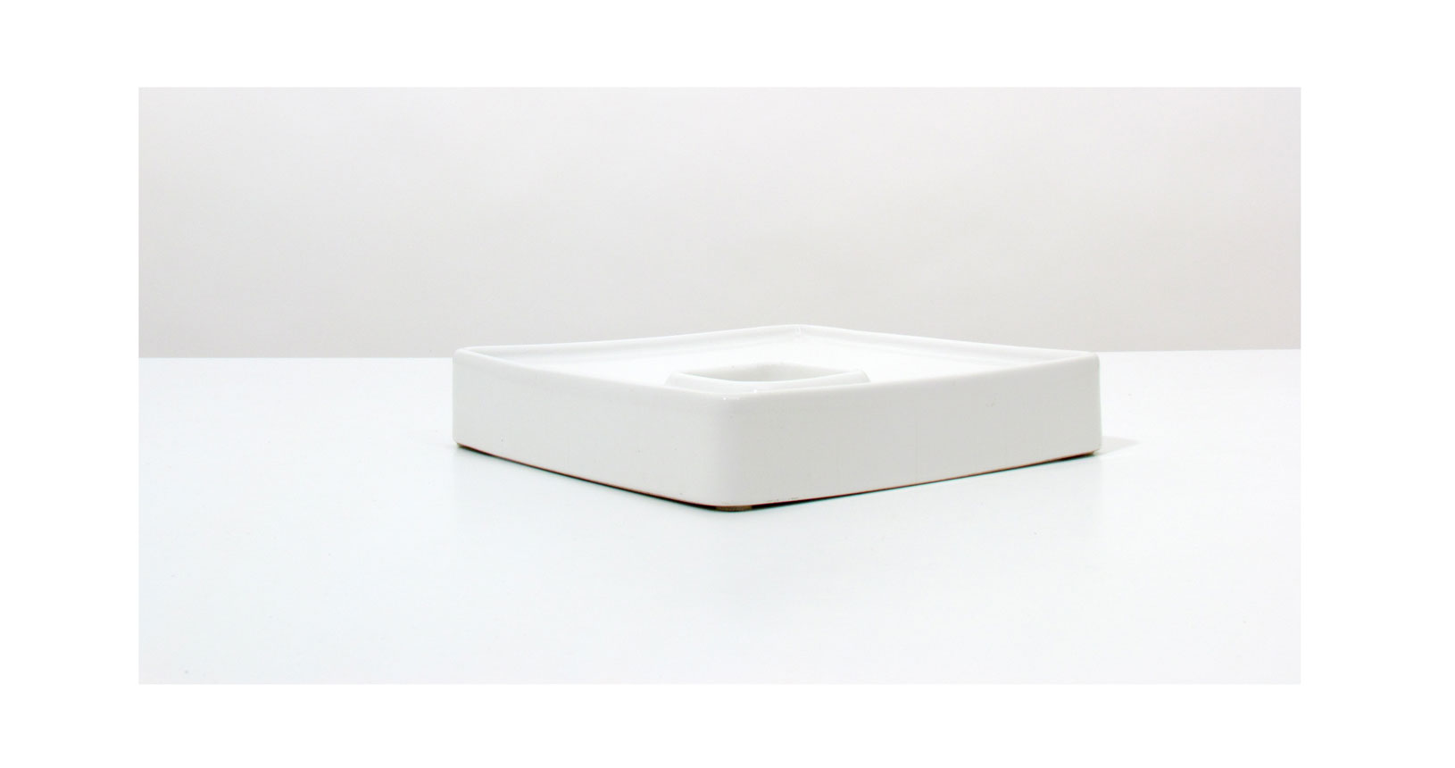 brambilla bianco white posacenere ashtray ceramica design vintage iconic design furniture